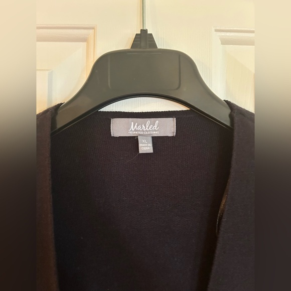 NWOT Marled women’s blazer, XL, black, gold buttons.  Beautiful blazer! - Picture 7 of 10